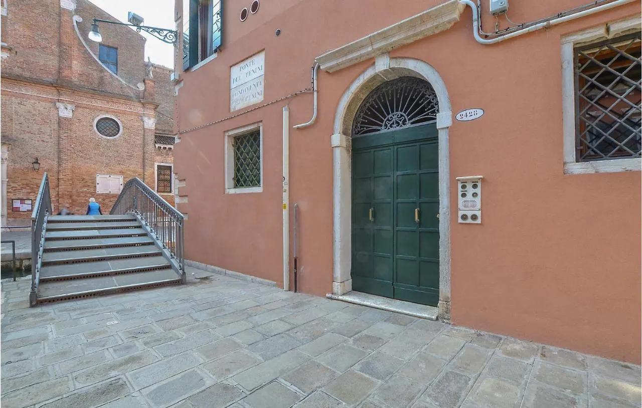 Nice Apartment In Venezia With Kitchen