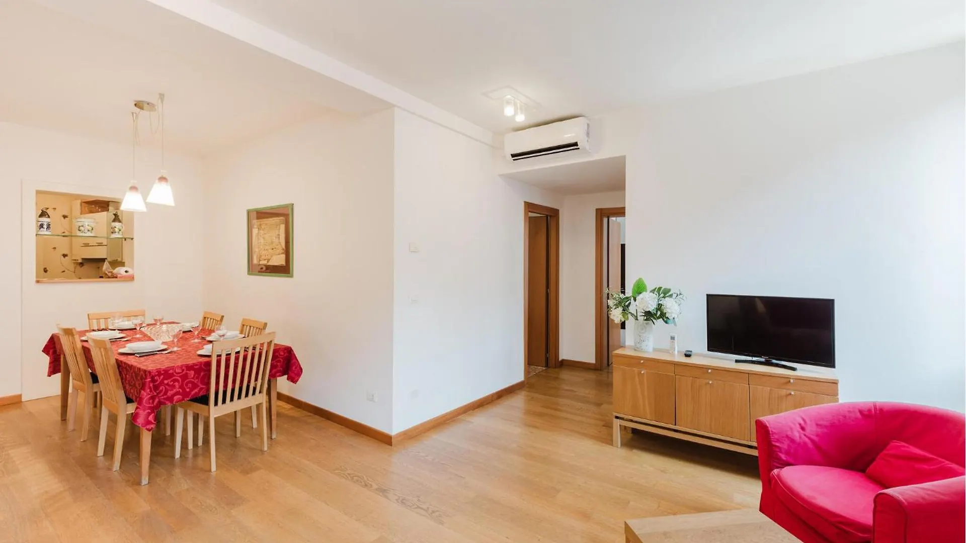 Nice Apartment In Venezia With Kitchen  Venedik